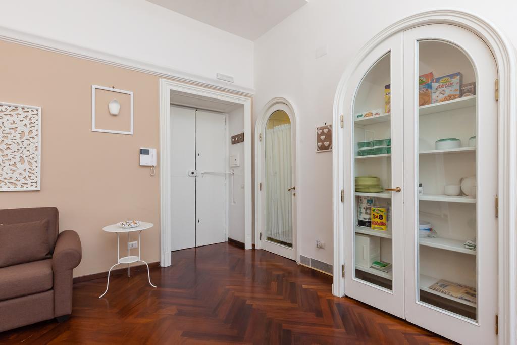 Ferienwohnung Garibaldi I Neapel Exterior foto